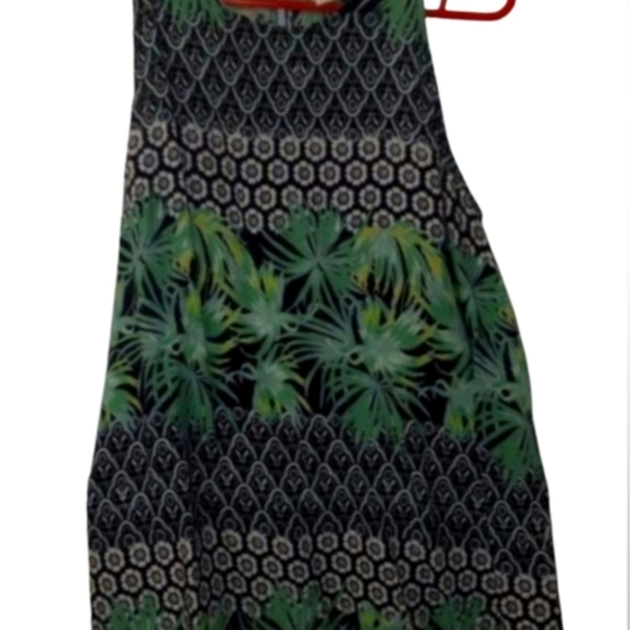 Sleeveless Tops S - Picture 7 of 9